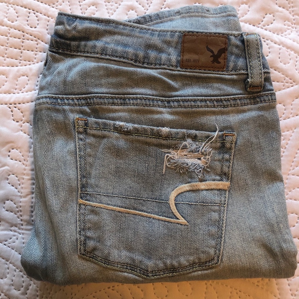 American Eagle distressed skinny stretch jean